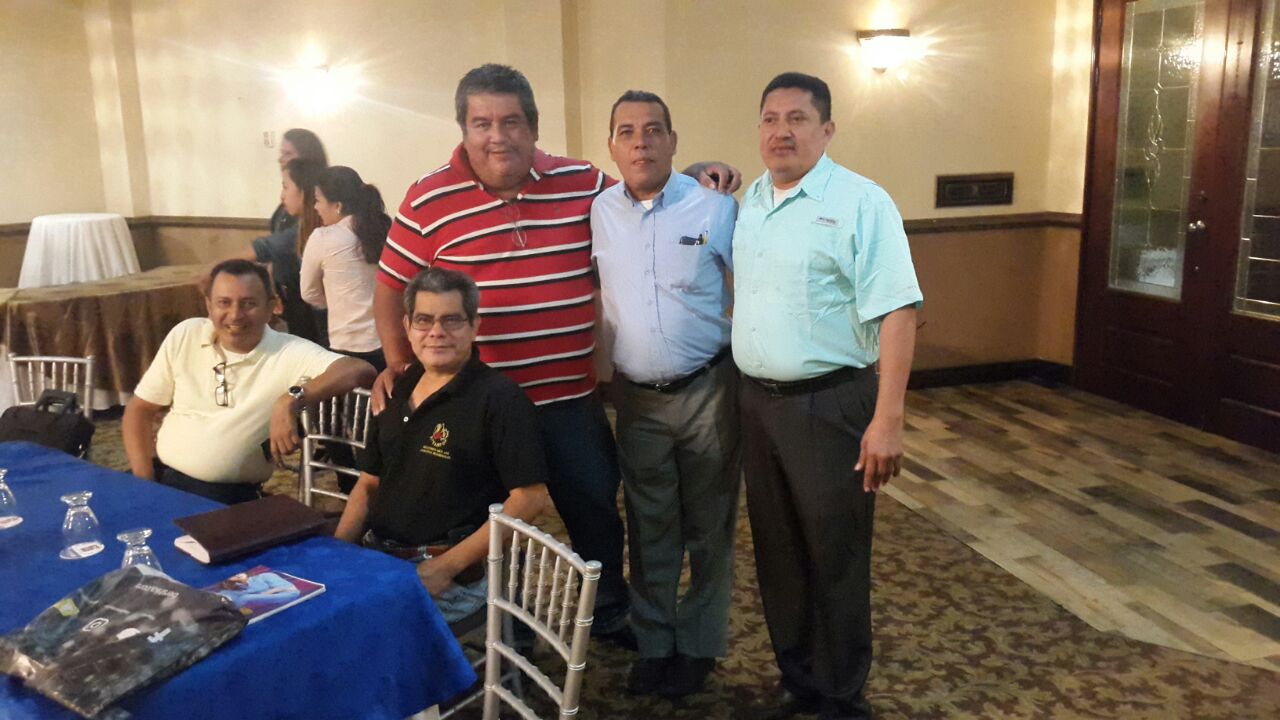 Docentes del sector Rivera Hernández Aprenden prevención del ZIKA